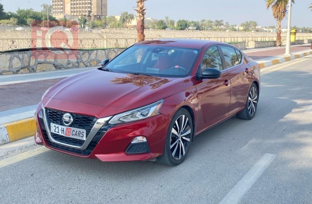 نیسان ئەلتیما